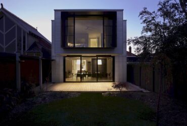 A Timber Clad Residence In Albert Park 12