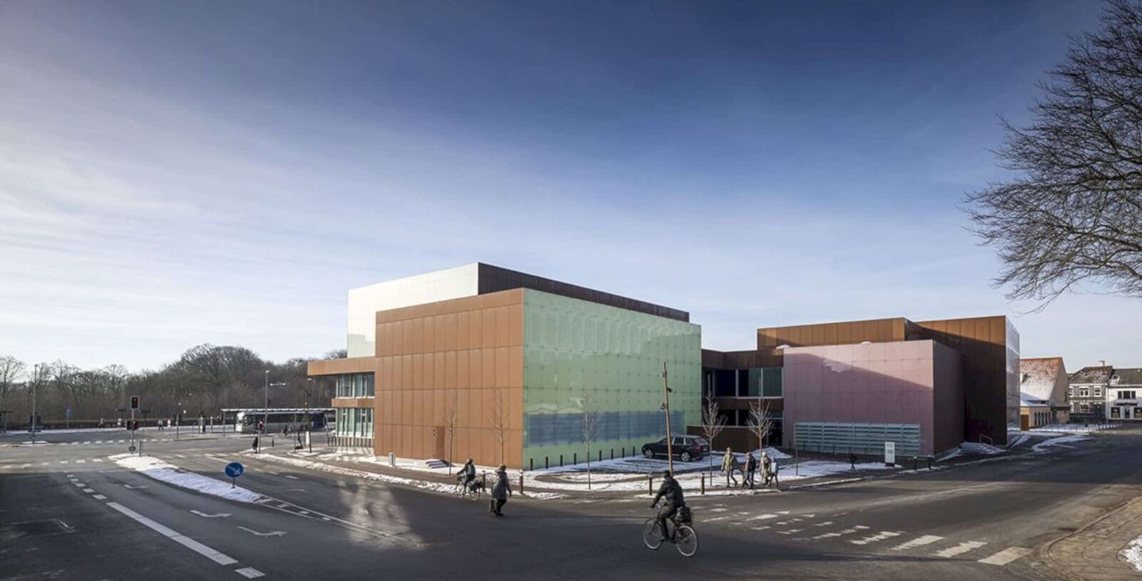 Vendyel Theatre A Unique And Cultural Axis Blended With Surrounding Environment 8