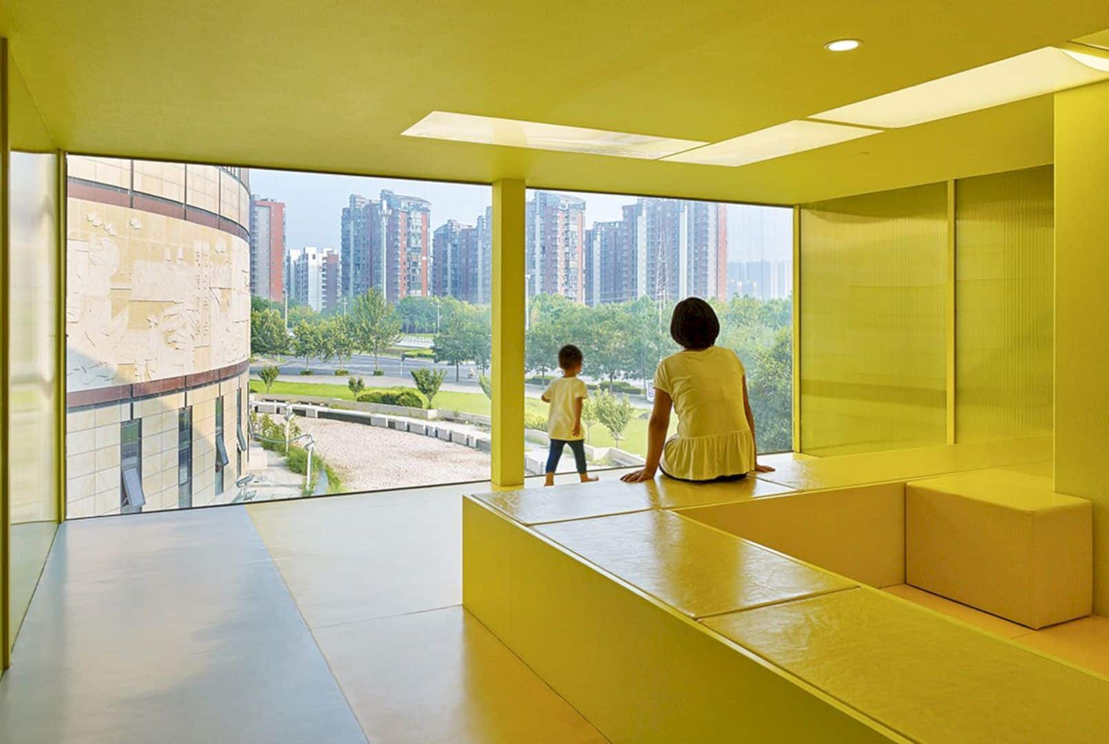 Soyoo Joyful Growth Center Provide Five Intersecting Tube Pathways For Children 4