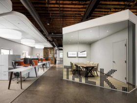 Studio Eagle Open Creative And Deeply Reflective Workspace 4