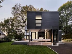 35HP Tudor Style Residence 4