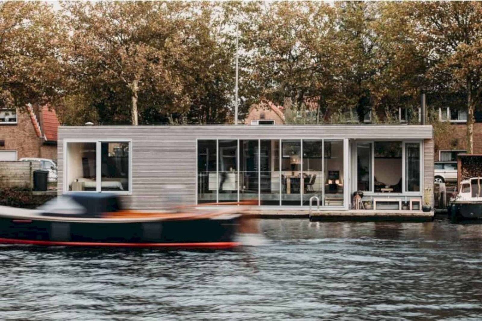 Energy Neutral Houseboat 6