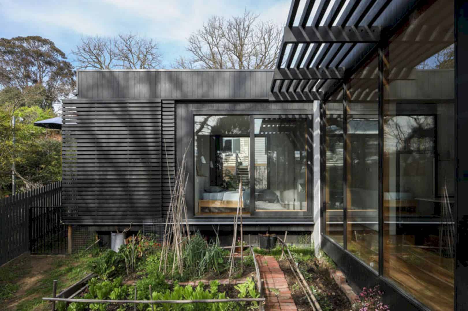 A Black Wood Extension For A Victorian House In Melbourne 1