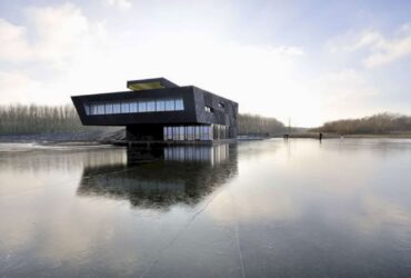 The Oostvaarders A Nature Education Center In Almere 7