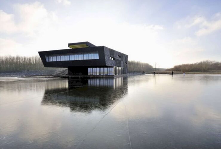 The Oostvaarders A Nature Education Center In Almere 7