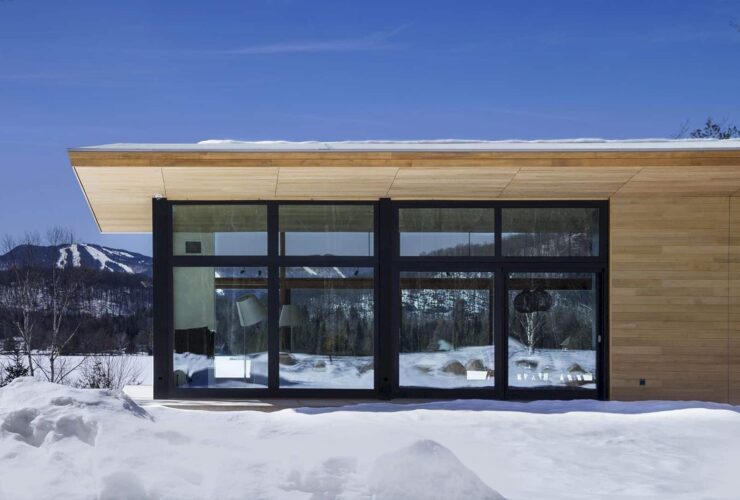 The Wooden Wing One Of The Most Spectacular Properties In The Laurentians 6