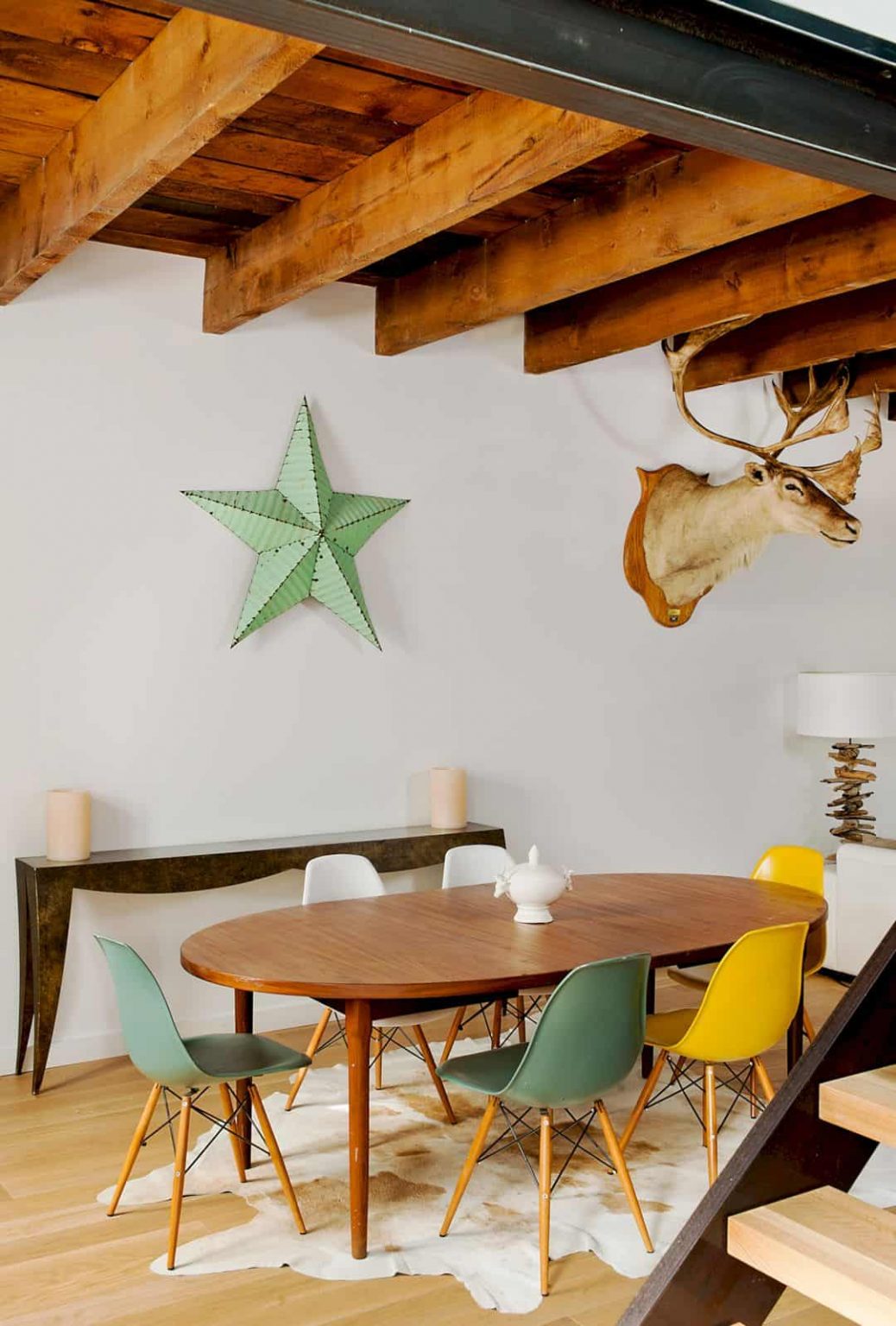 5 Magnificent Living Room Walls Decorating Ideas