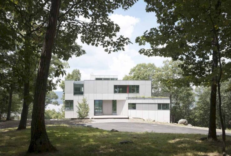 Hudson River House A Loft Setting House With Neutral Color Palette Interior 5