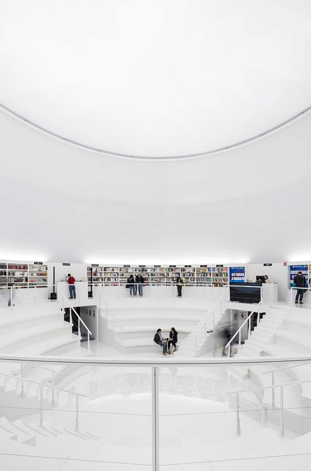 A Colosseum Of Books Emphasizing The Pleasure Of Reading 1