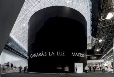 A Colosseum Of Books Emphasizing The Pleasure Of Reading 5