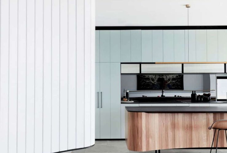 A Concrete Home Built Above A Garage In Sydney 4