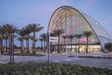 Artic A Seamless Gateway To All Of Orange County 10