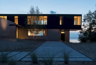 The Camp Minoh A Rugged Family Outpost In The Rustic Midwestern Landscape 9