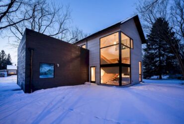 The Elm Avenue Residence A Cost Efficient Home With Contemporary Profile 12
