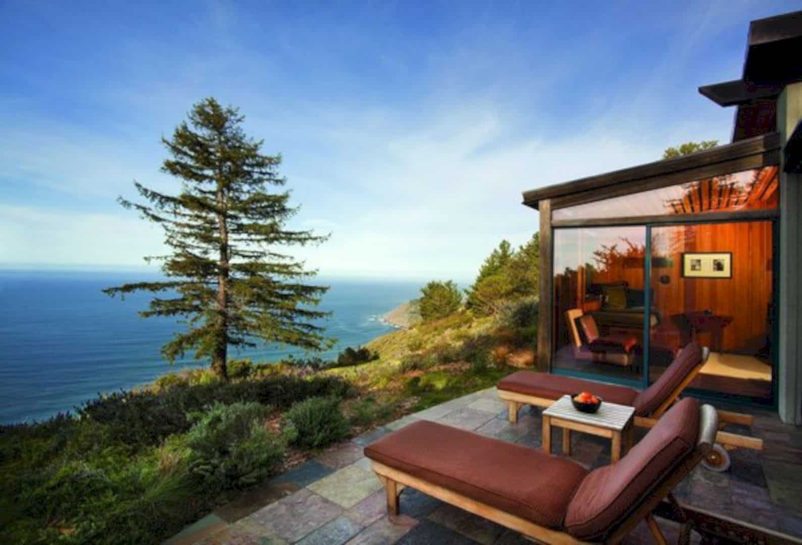The Post Ranch Inn A Rustic Eco Luxury Hotel Overlooks The Pacific 4