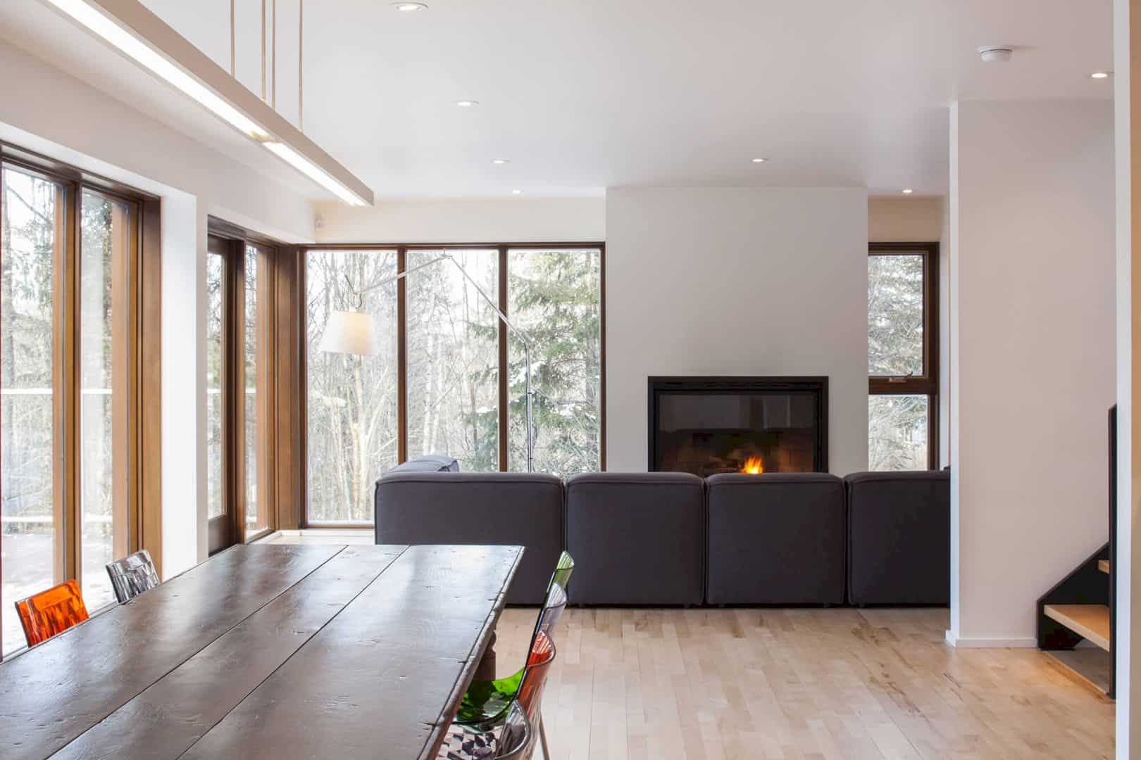 Cabane 217 A Modern Country Home That Creates A Dialogue Between Inside And Outside 5