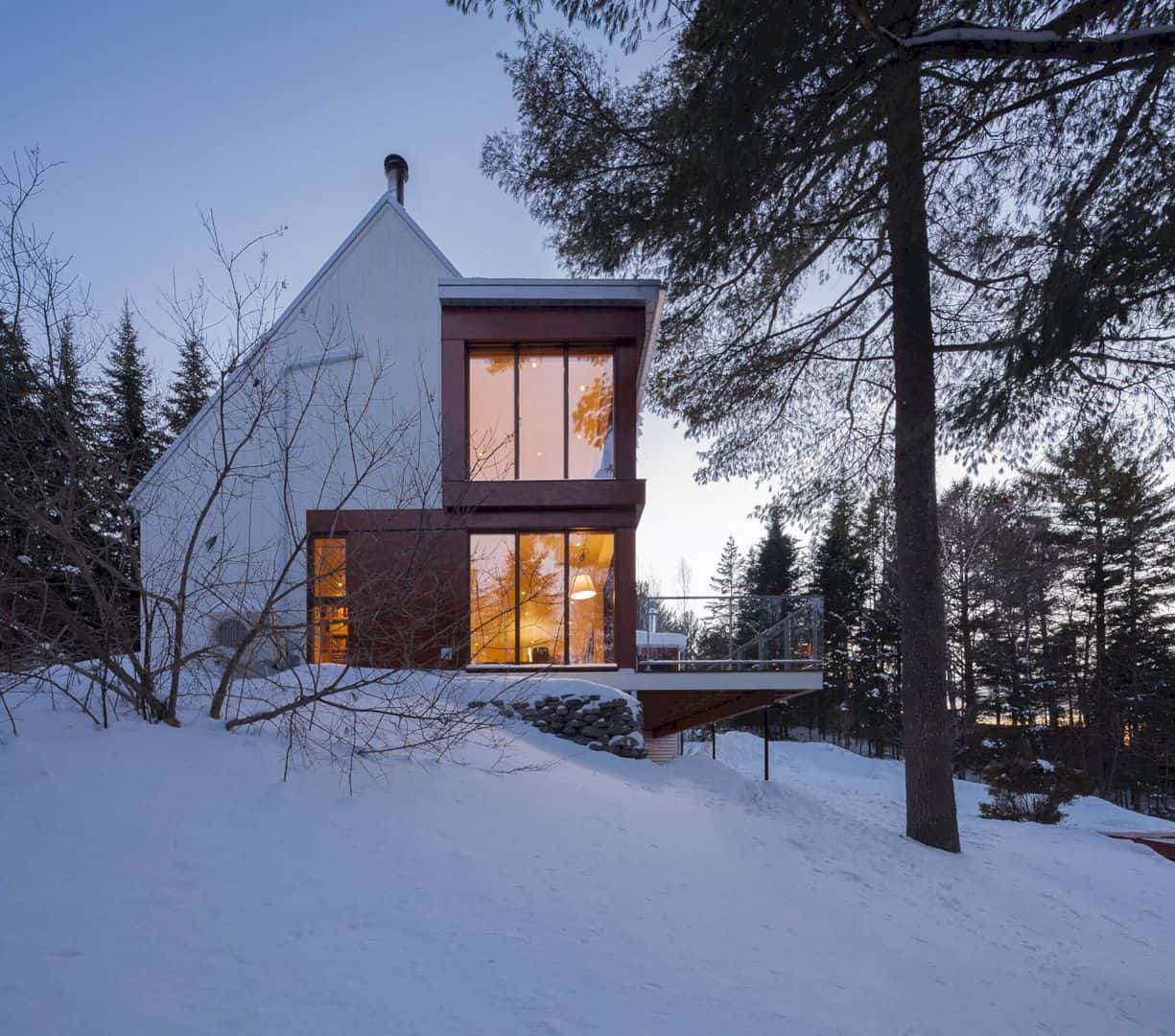 Cabane 217 A Modern Country Home That Creates A Dialogue Between Inside And Outside 6