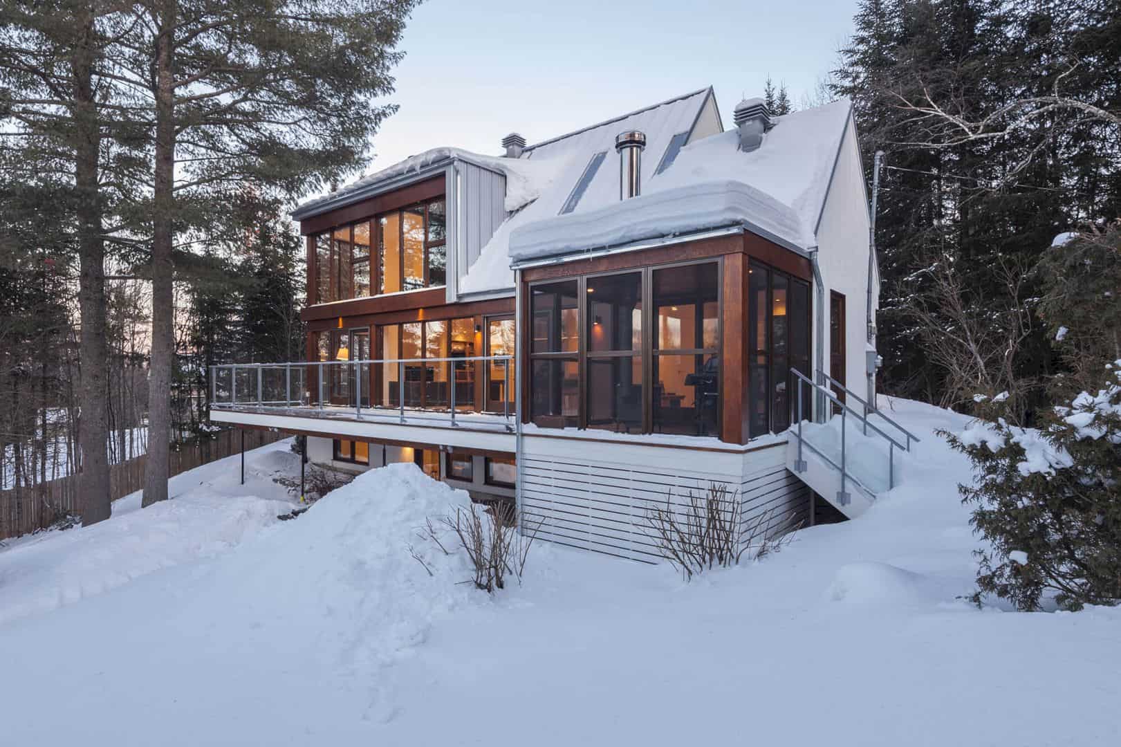 Cabane 217 A Modern Country Home That Creates A Dialogue Between Inside And Outside 7