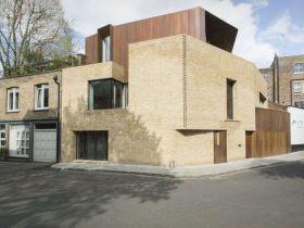 Lerving House A Modern And Bold Brick House That Reinterprets The London Lightwell 8