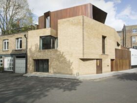 Lerving House A Modern And Bold Brick House That Reinterprets The London Lightwell 8