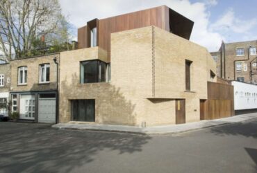 Lerving House A Modern And Bold Brick House That Reinterprets The London Lightwell 8