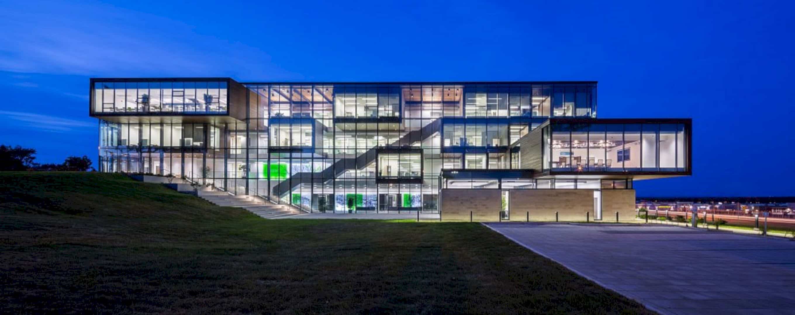 Desjardins Group Headquarters An Architectural Approach Combining Historical Value And Modernism Of Desjardins 7