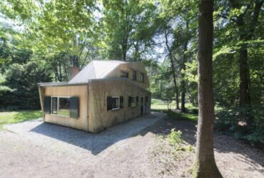 A Sculptural And Compact Extension Project For A Holiday Home Hidden In Hengelo Forest 6