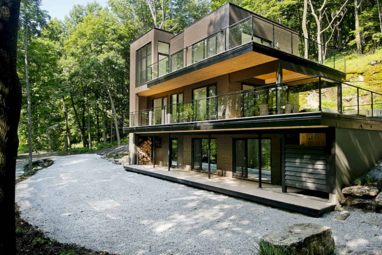 Chalet Lac Champlain A Contemporary Cottage Acting As Observation Post On Natural Settings 10