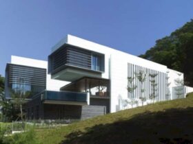 Lakeshore View House A Modern Two Story Home With Suspended Pool 6