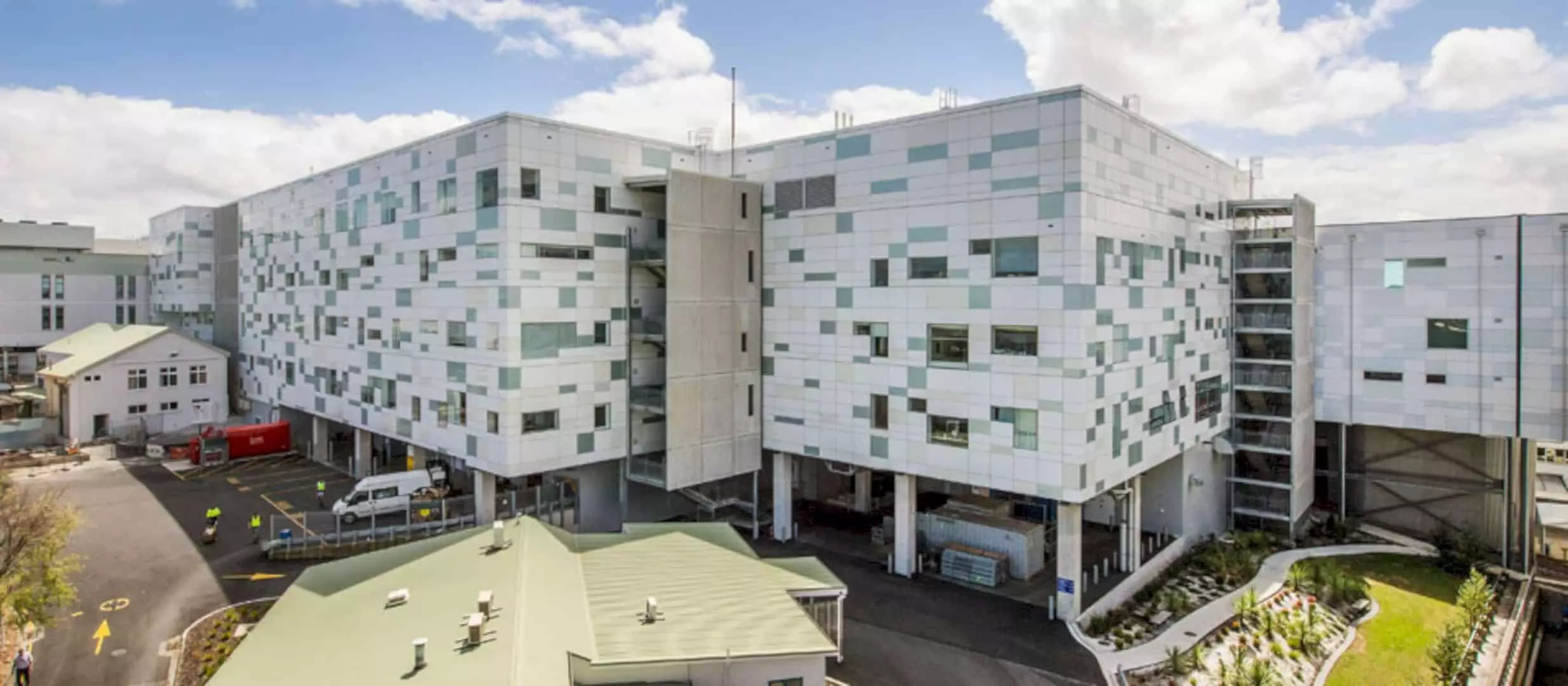 Waikato Hospital Meade Clinical Centre A Futuristc High Quality Healthcare Center In Hamilton 3