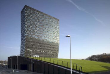 Fiftytwodegrees The New Center That Merges Working Living And Leisure 11
