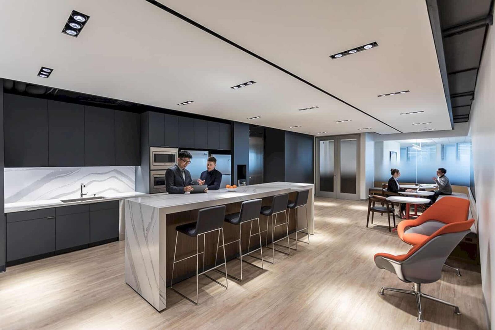 Prudential A Sophisticated Office Environment Mixing Gibraltars Iconic Strengeht And San Franciscos Urban Surrealism 1