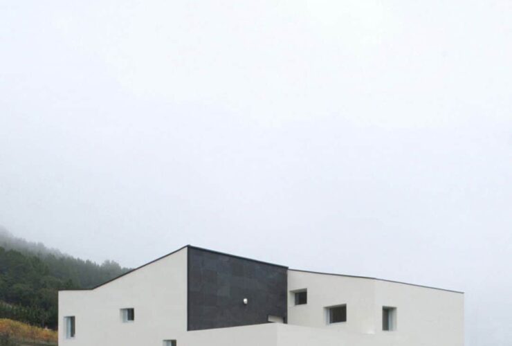 House In Éntoma 9