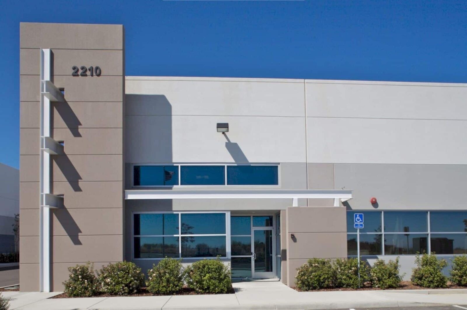Solano Commerce Center 2