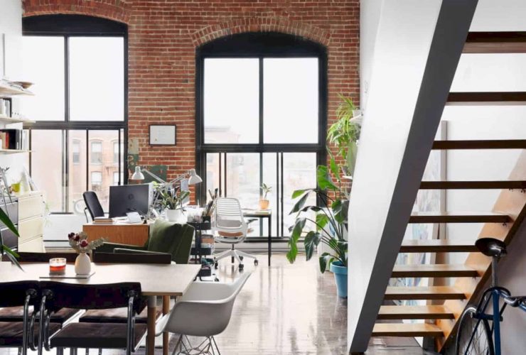 A Painter's Modern Loft 11
