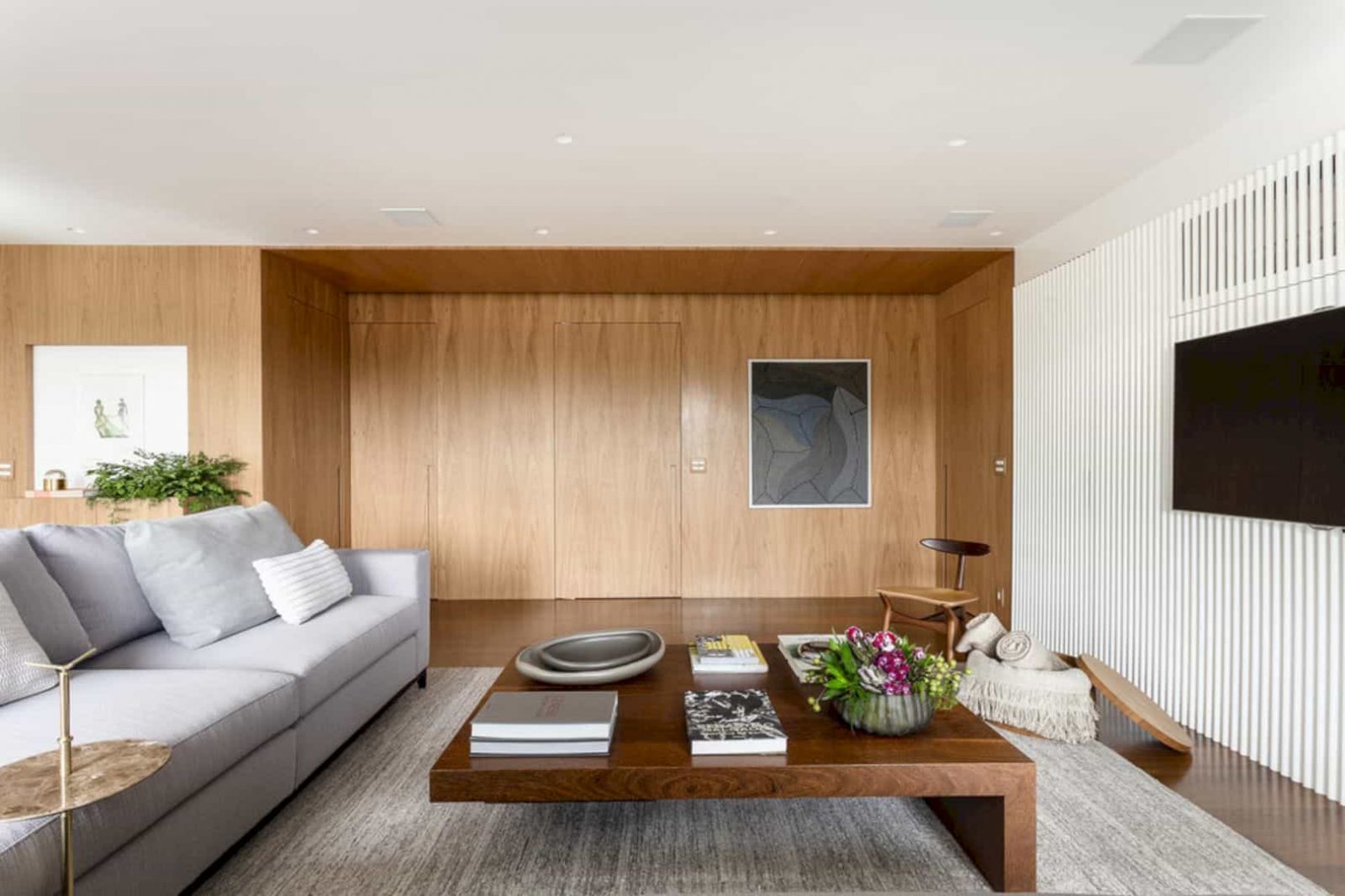 CAB Apartment 6