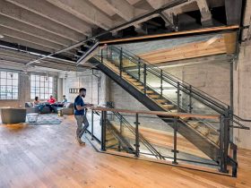 Clever Headquarters 1