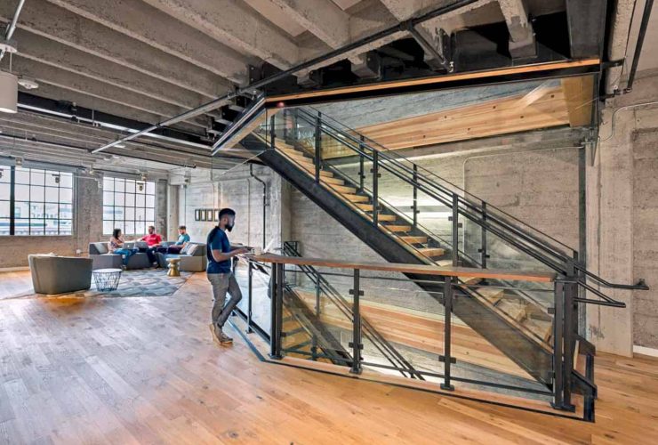Clever Headquarters 1