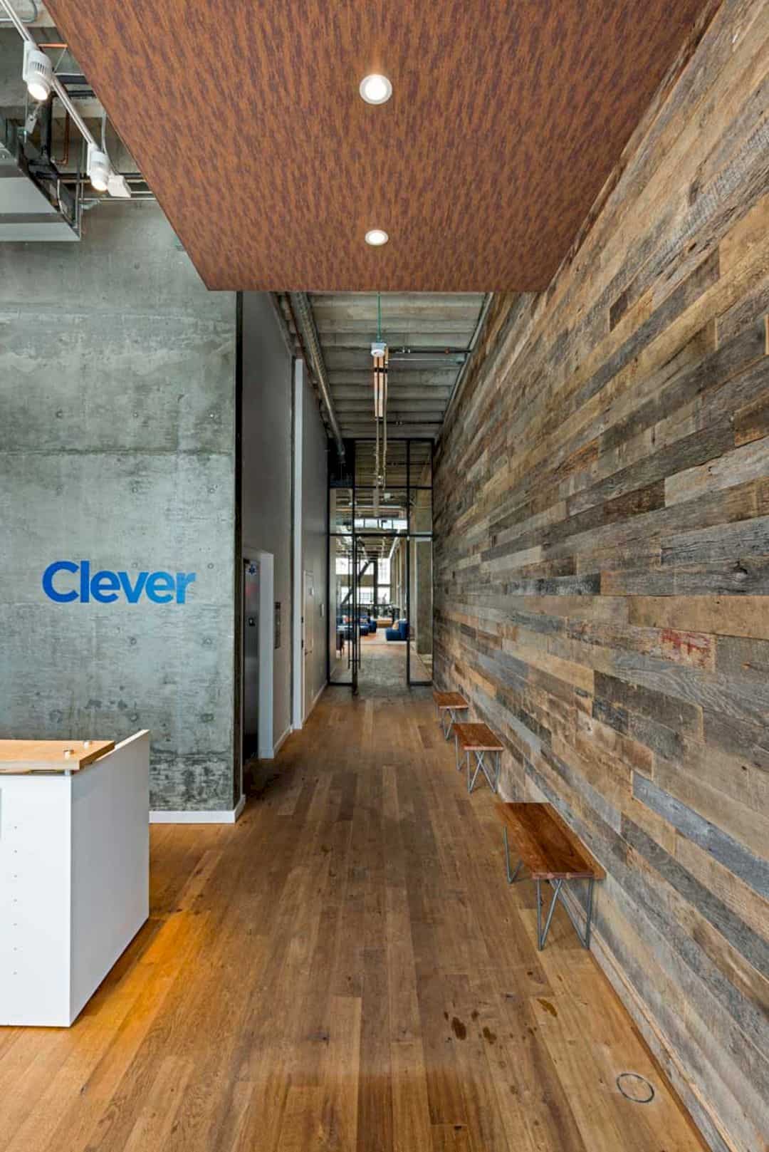 Clever Headquarters 7
