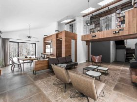 House In The Woods 20