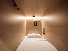 InBOX Capsule Hotel 14