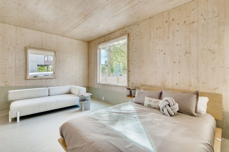 Haus Gables: A Holiday Home with Six Gabled Roofs and A Singular Structure