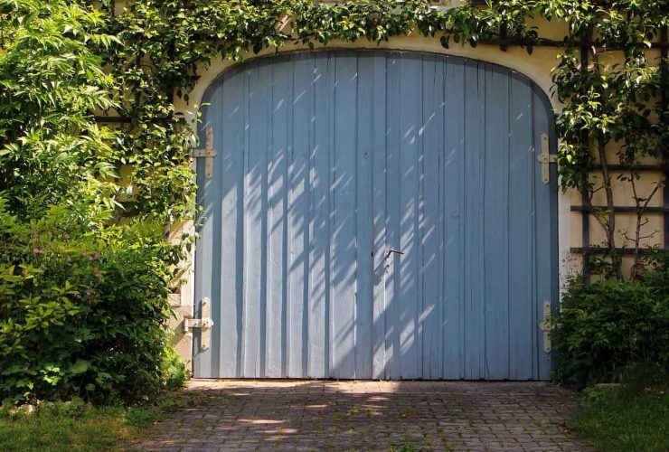 Amazing Tips To Do Garage Door Repair