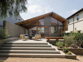 Art Barn 8