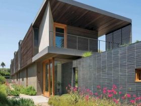 The Bookend House 7