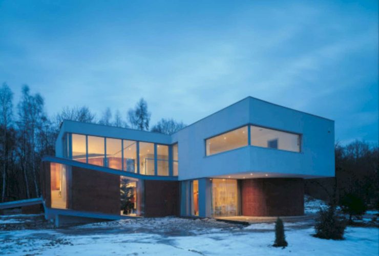 Broken House 9