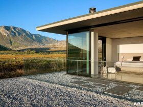 Restio River House 14