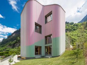 Swisshouse XXXII Rossa 8