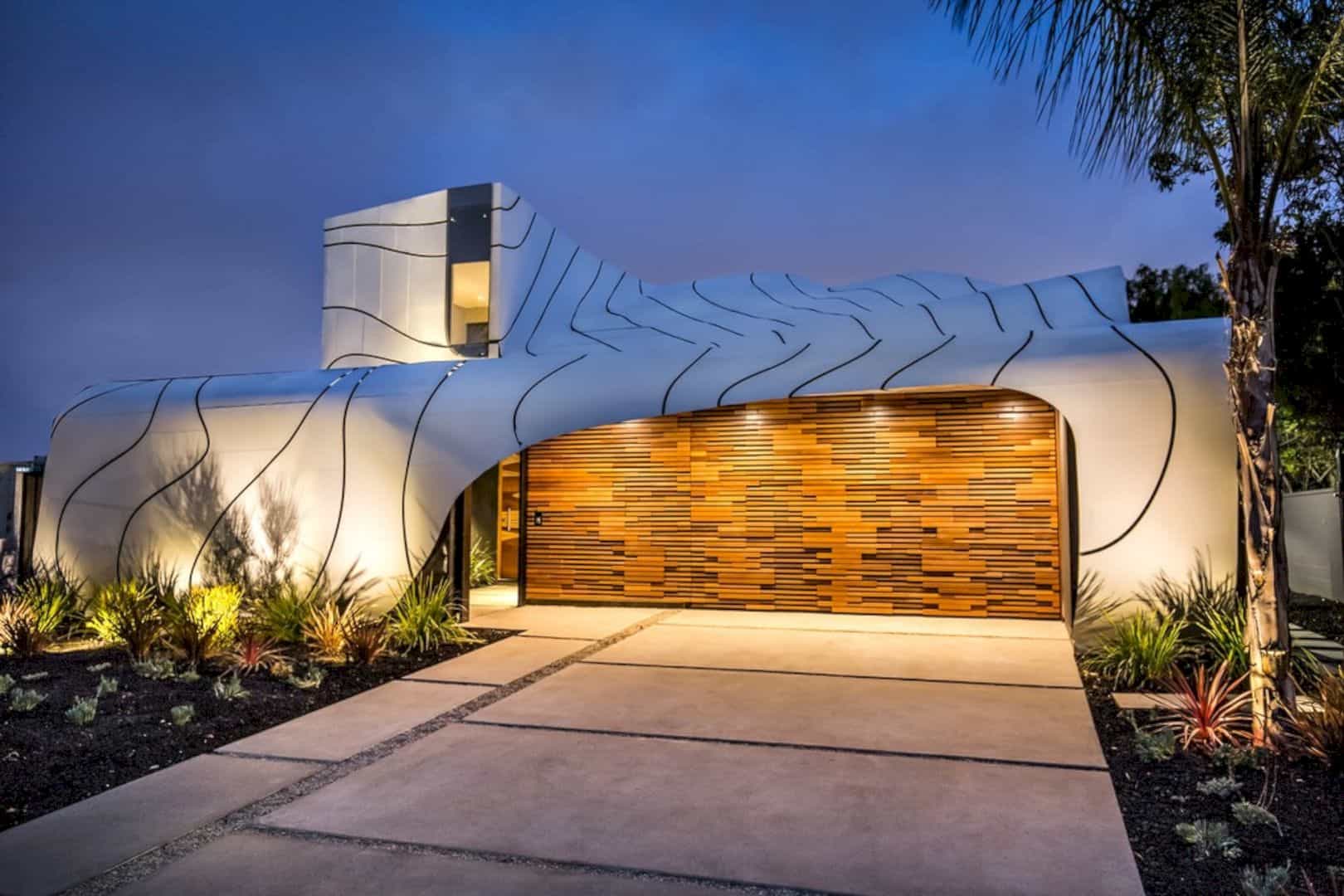 The Wave House 29
