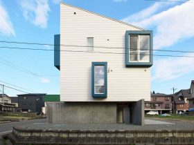 Tomi House 12